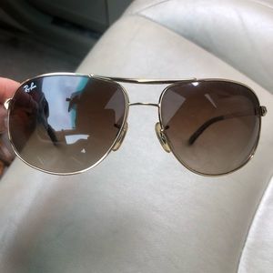 RayBan Womens aviators rounded